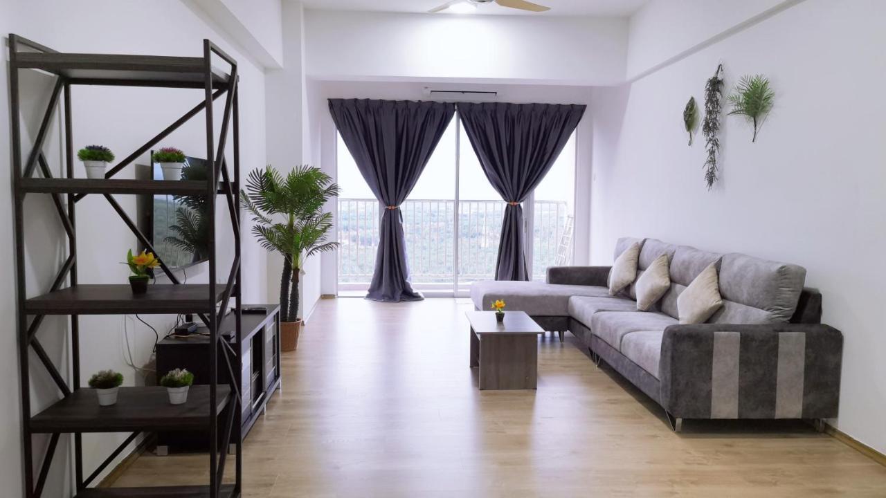 Traveler'S Homestay 旅人窝@ The Venus Sitiawan Kampong Lumut Kiri Dış mekan fotoğraf