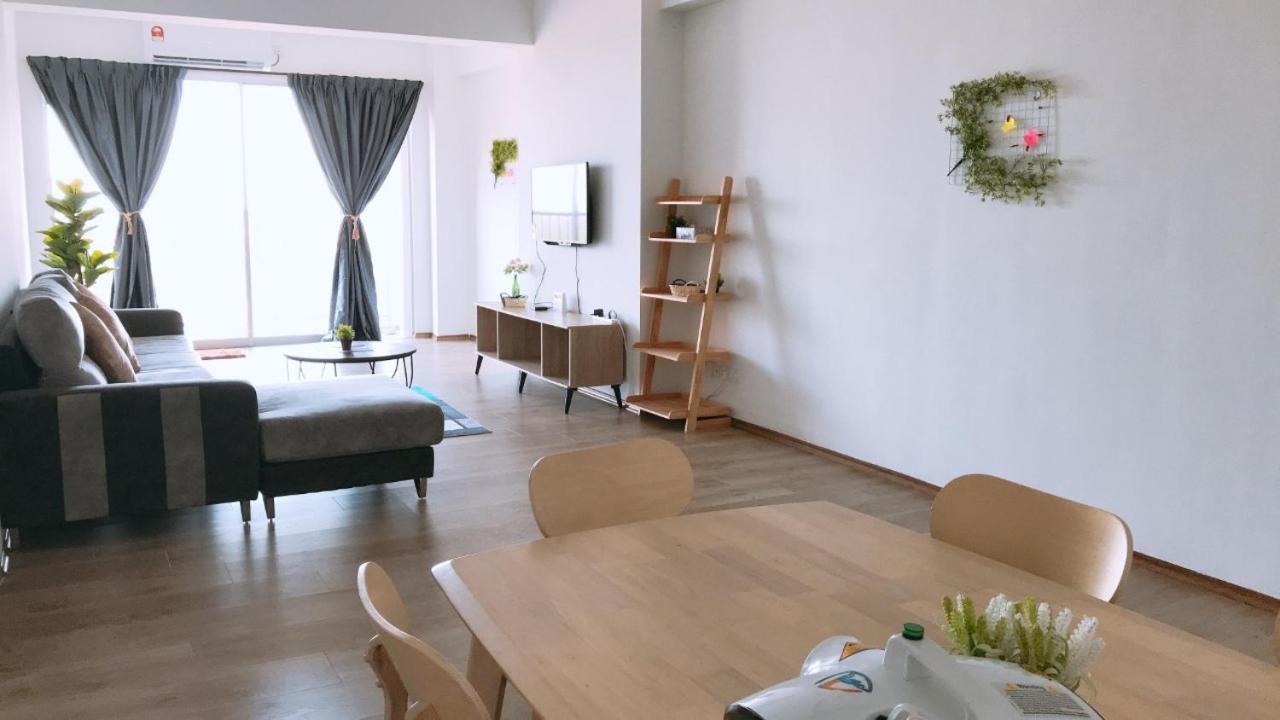 Traveler'S Homestay 旅人窝@ The Venus Sitiawan Kampong Lumut Kiri Dış mekan fotoğraf
