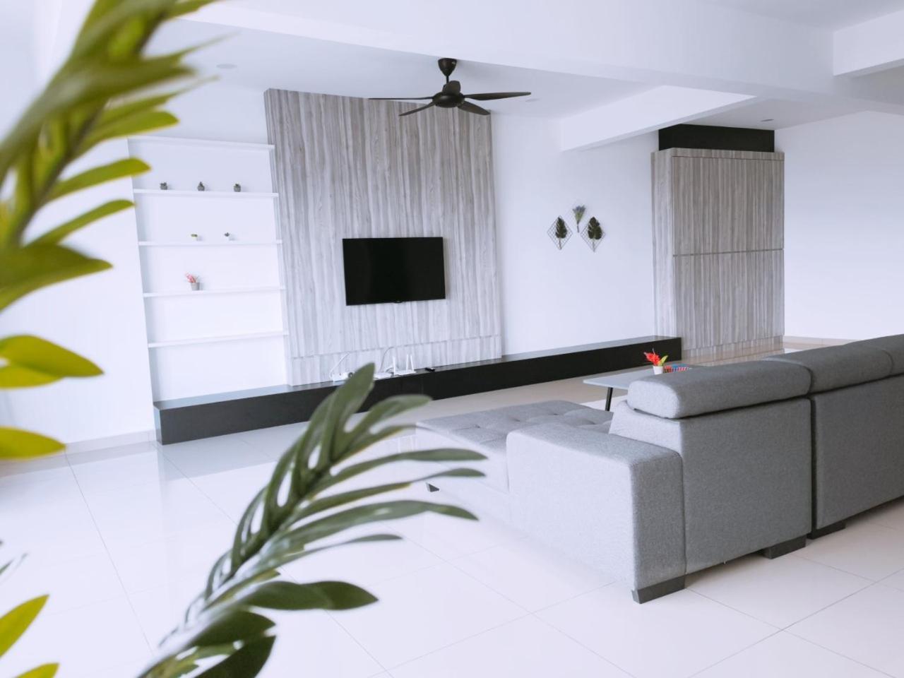 Traveler'S Homestay 旅人窝@ The Venus Sitiawan Kampong Lumut Kiri Dış mekan fotoğraf
